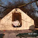 Campo de lujo Praha Glamping Loděnice