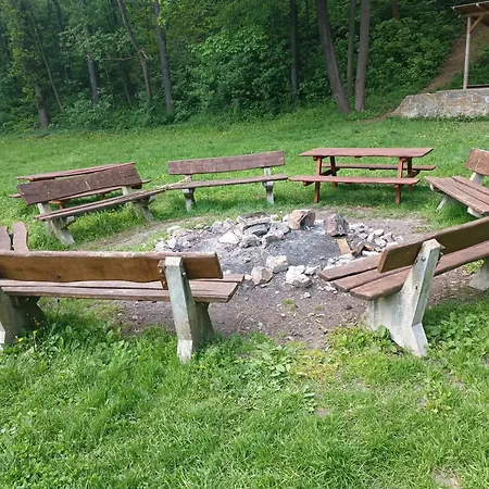 Lyxtält Praha Glamping Loděnice