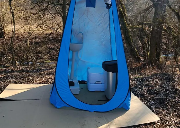 Praha Glamping Lodenice