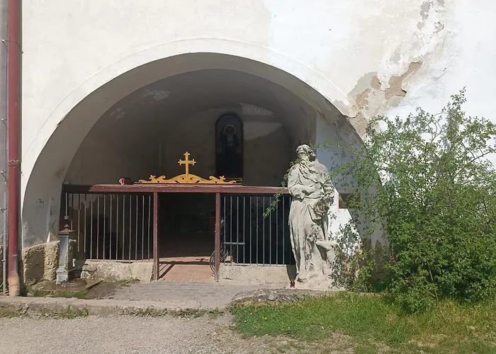 Роскошный шатер Praha Glamping Lodenice